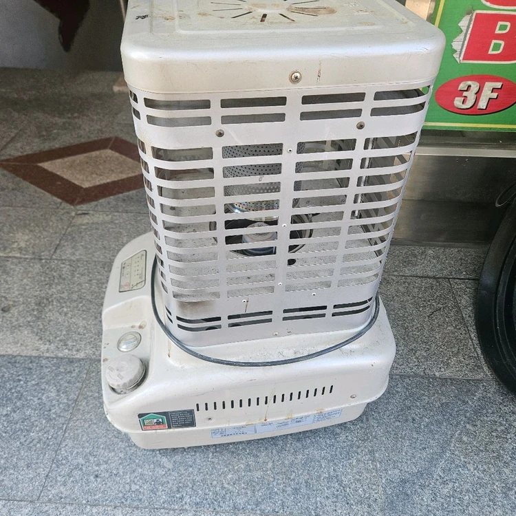 한일석유난로 등유난로 로터리난로 히터난로 캠핑난로 온풍기 열풍기 기 이미지