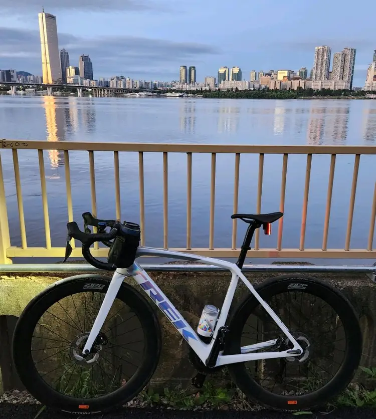 TREK 2023 에몬다 SL7 + zipp404 판매 이미지