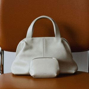 [아뜰리에드루멘]PAVE FRAME POUCH MISTY WHITE 파우치 미니백 카드지갑 이미지