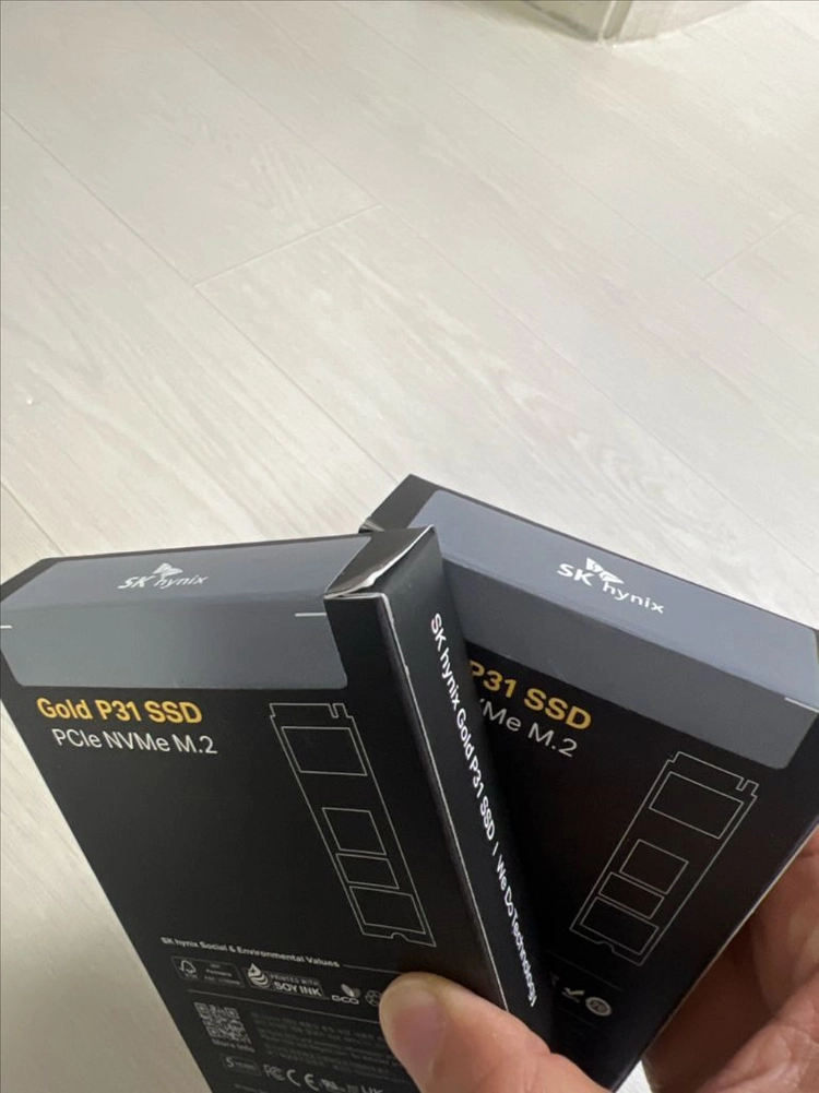 NVMe M.2 SSD 1TB 이미지