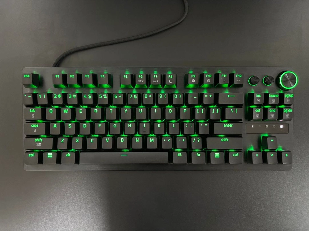 레이저 헌츠맨 V3 Pro TKL 8K 이미지
