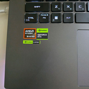 단순개봉 ASUS 16인치 게이밍 노트북 R9 9955hx 3D 16램 5070TI SSD 1테라 이미지