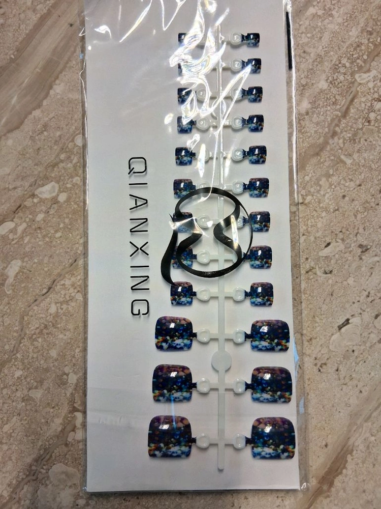 네일팁 2개 + 페디팁 1개 일괄 1000원 이미지