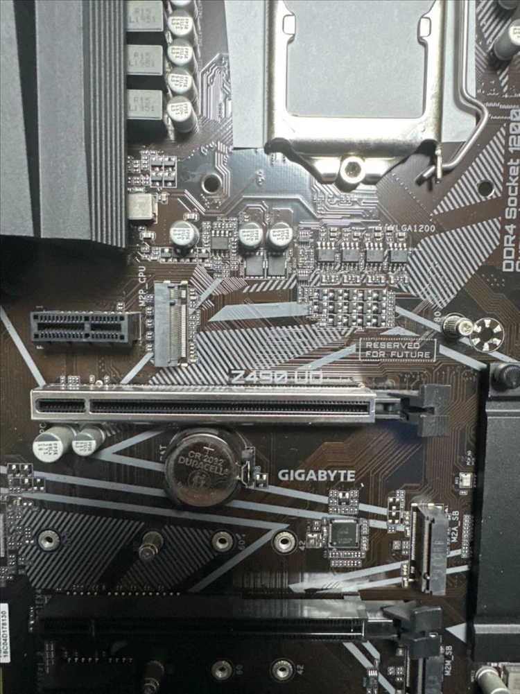 기가바이트 Z490 UD 메인보드 이미지