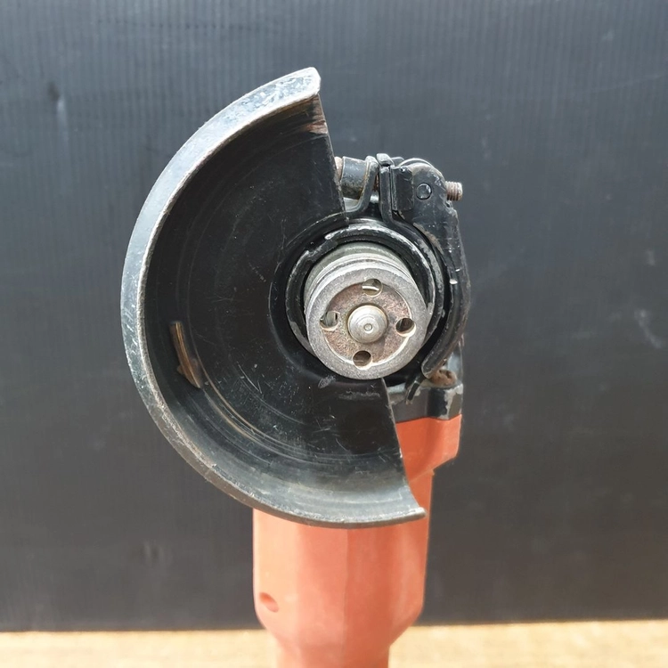 HILTI 힐티 4인치 그라인더 AG 4S -A22 배터리포함 no.58 이미지