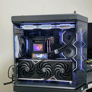 9800x3d 5080 하이엔드 예쁜 고사양 게이밍 본체 팔아요 이미지
