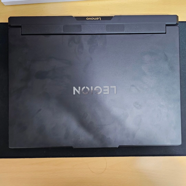 레노버 리전 프로7 RTX 5080 램64GB U9-275HX OLED 게이밍노트북 400W어댑터2개 245W어댑터 이미지