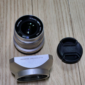 올림푸스 12mm f2 마이크로포서드 렌즈, 전용후드 이미지