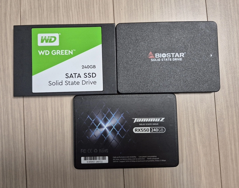 SSD 240GB 3개 일괄 택포 이미지
