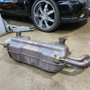 아우디 R8 v8 순정 배기 팝니다. 이미지