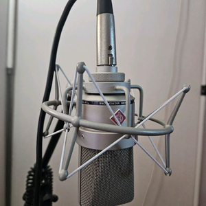노이만 TLM103 마이크 팝니다 이미지