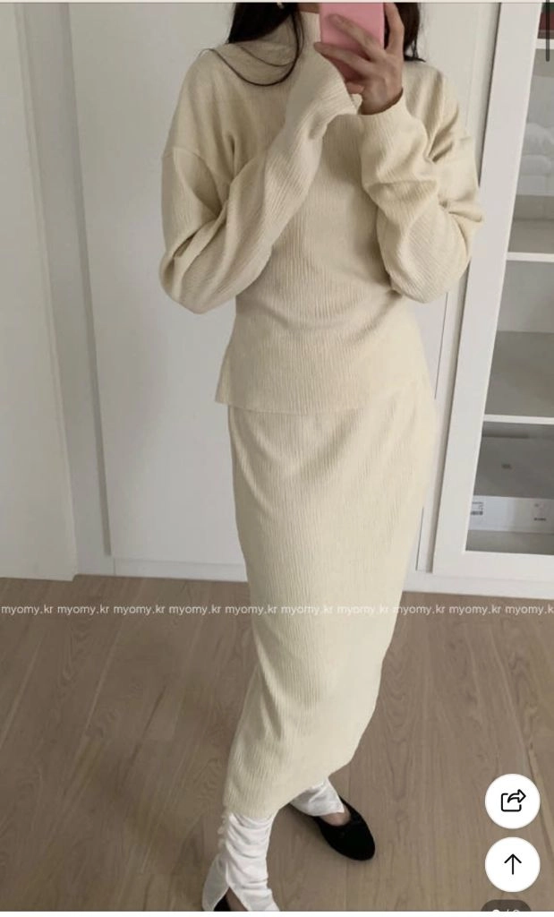 파운더스 크림색 플리츠 하이넥 반폴라 밴딩 스커트 set 이미지