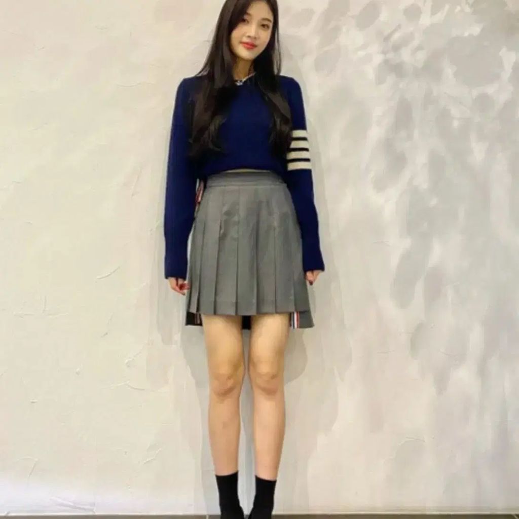 [정품/새상품]톰브라운 플리츠 스커트 치마 36 밀라노 스티치 가디건 이미지