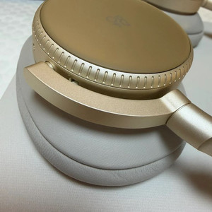 뱅앤올룹슨 Beoplay H100 Sand 이미지