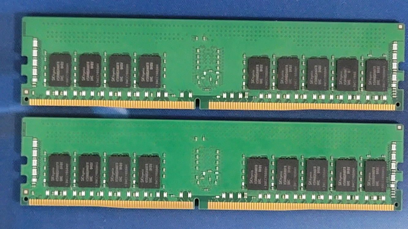 SK하이닉스 DDR4 2400 ECC/REG 16GB 메모리 2장 이미지