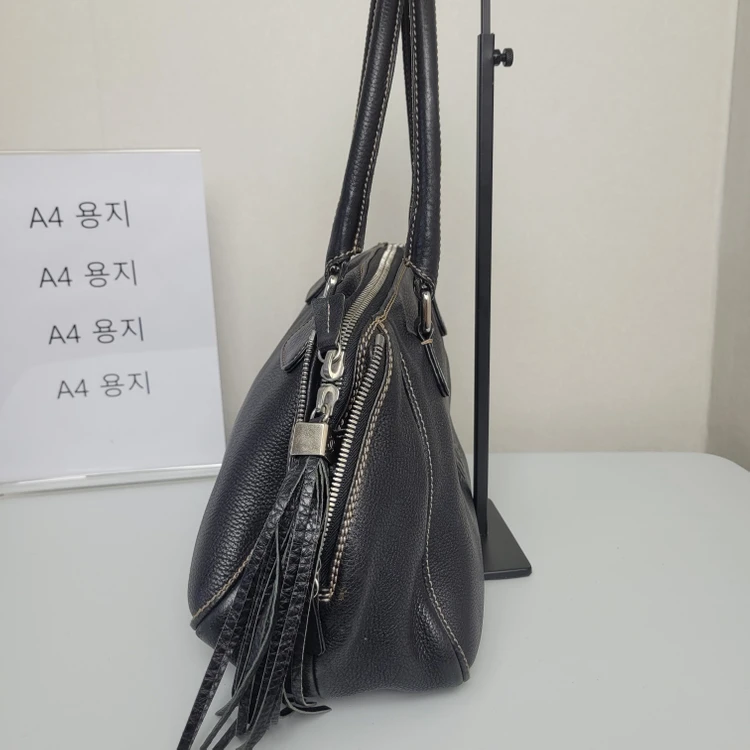샤넬 보울링 스티치 테슬 토트백 (누나명품중고) 이미지