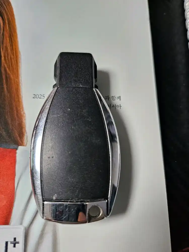 자동차 스마트키 이미지