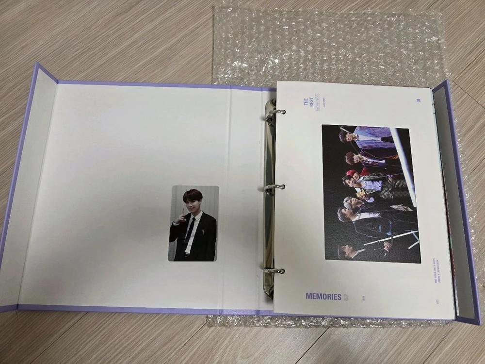 방탄소년단 메모리즈 2018 DVD /슈가 포카,고양이 스티커/새제품 이미지