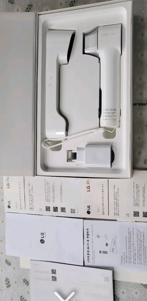 LG 프라엘 더마쎄라 BLQ1 피부 탄력 홈케어 기기 풀구성 이미지