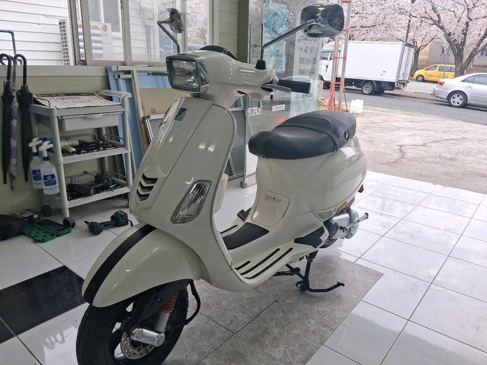베스파sxl125 클래식 스쿠터 벤리 슈퍼커브 이미지