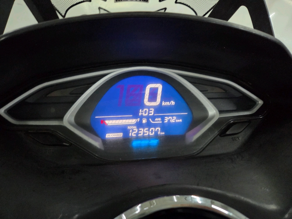 혼다 pcx 20년식 스쿠터.오토바이 이미지