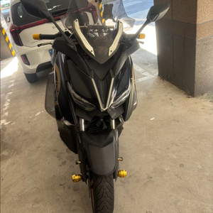 Xmax300 판매 합니다 이미지