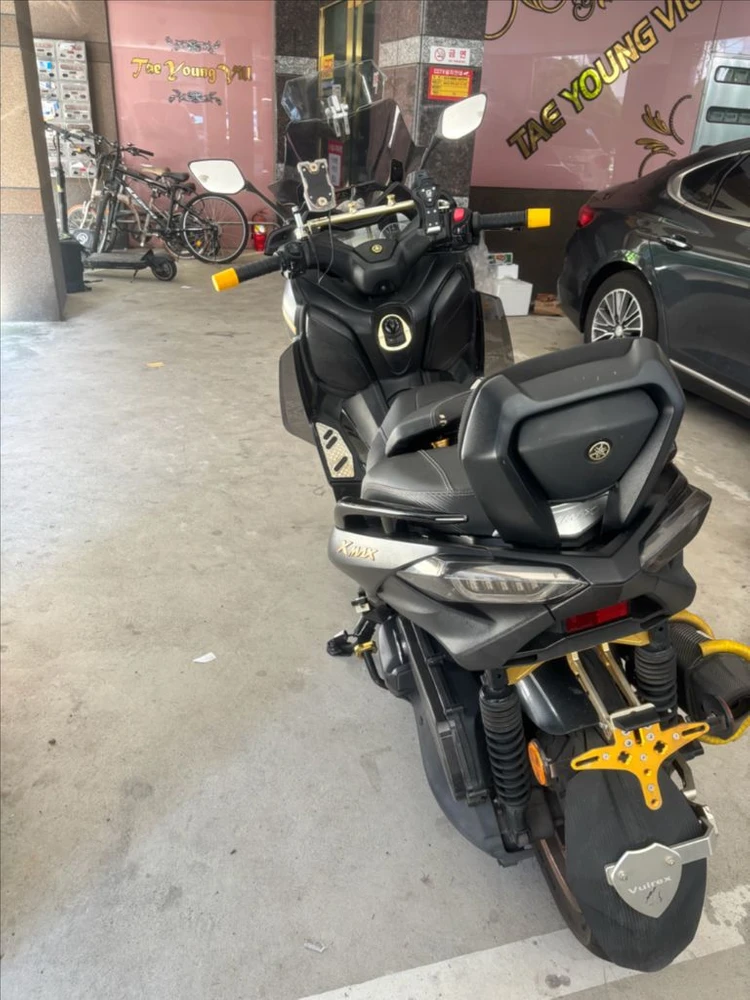 Xmax300 판매 합니다 이미지