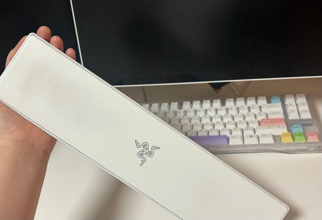 헌츠맨 V3pro Tkl 1K 화이트 이미지