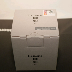 파나소닉 루믹스 40mm f2 실버 이미지