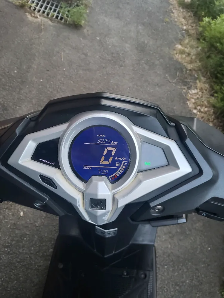 혼다 엘리트 125cc 스쿠터 이미지