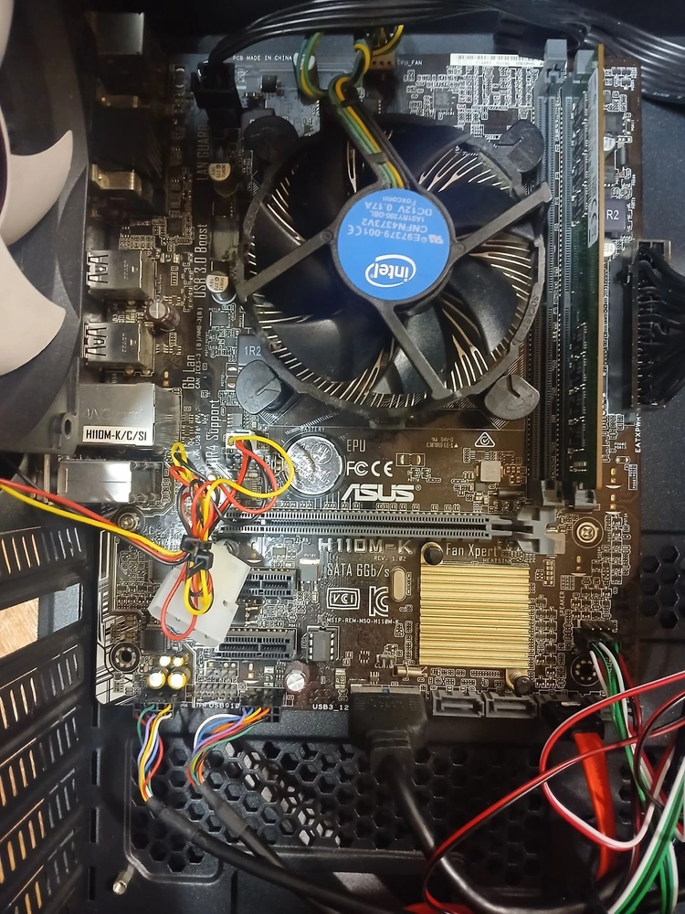 WIN11 인텔i5 CPU i5-6500 삼성ddr4 8G램 SSD 사무용 PC 고속 피시 데스크탑 컴퓨터 본체 이미지