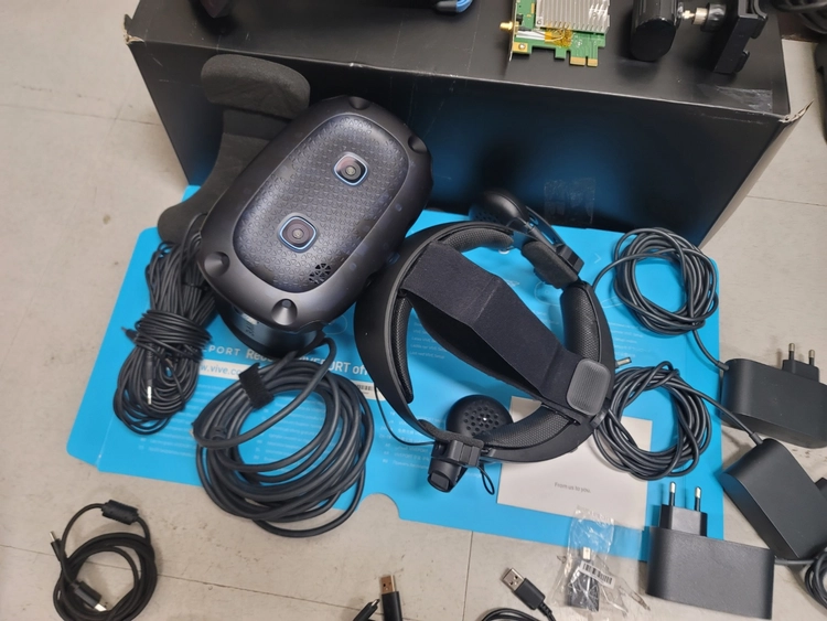 HTC VIVE Cosmos Elite VR 바이브 코스모스 엘리트 PCIe WiGig 카드 포함 이미지