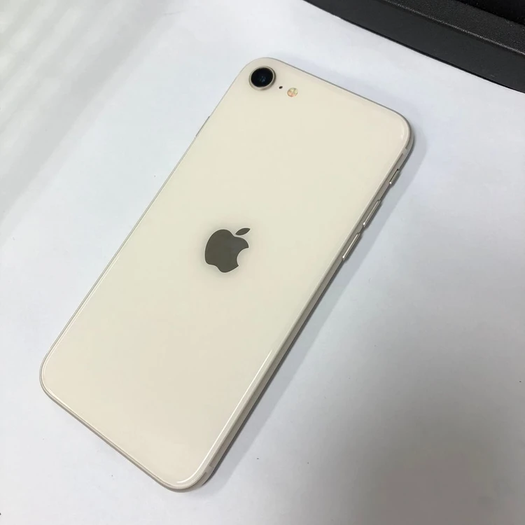 아이폰SE3 128GB 화이트 특S급 중고폰 배터리100% 기능정상 538990 이미지