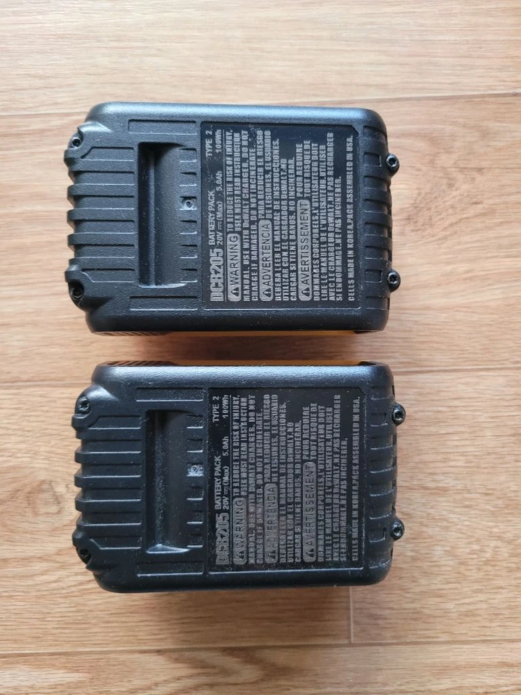 디월트20V XR 리튬이온 배터리 5AH2개 이미지