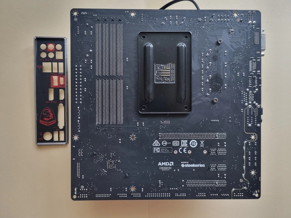 B350M 메인보드 + RYZEN 5 2400G 이미지