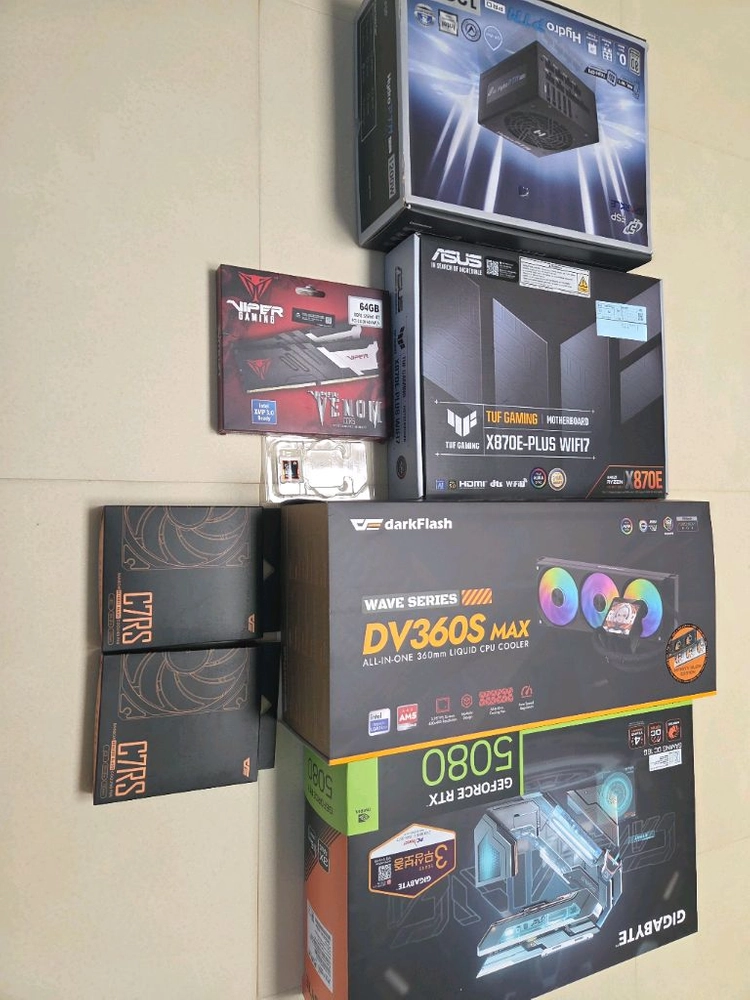 9950x3d, x870e, 64gb, 2tb, 5080 본체 _5090 이미지