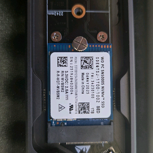 WD SN5000S M.2 NVMe SSD 1TB 2230 이미지