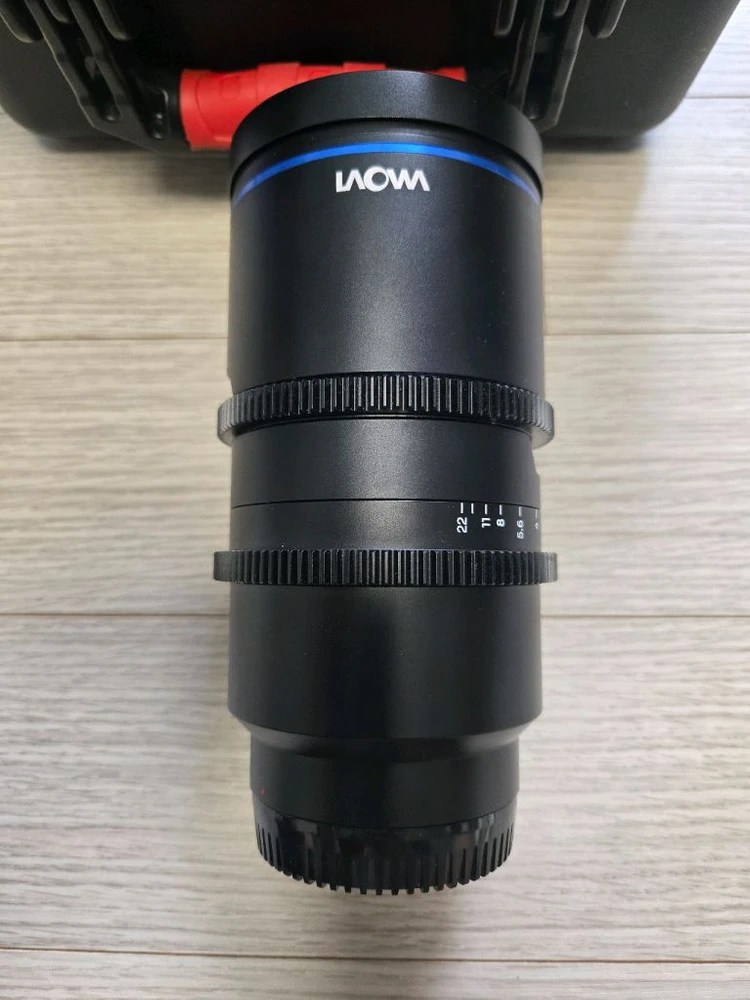 라오와 100mm t2.9 macro cine 시네렌즈 캐논 rf마운트 렌즈 판매합니다 이미지