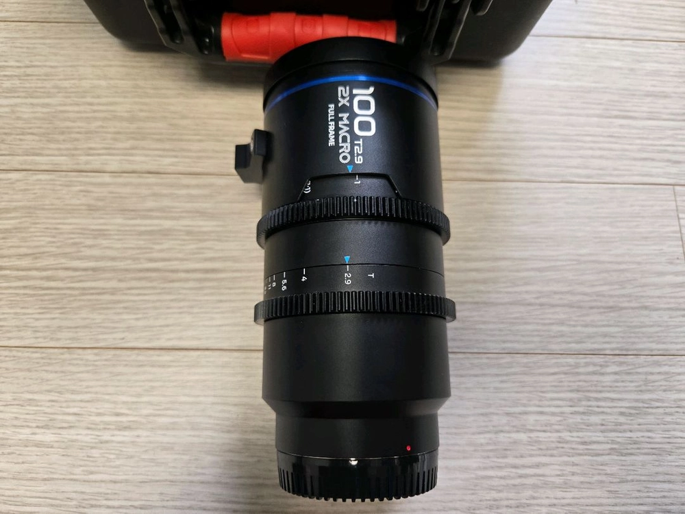 라오와 100mm t2.9 macro cine 시네렌즈 캐논 rf마운트 렌즈 판매합니다 이미지