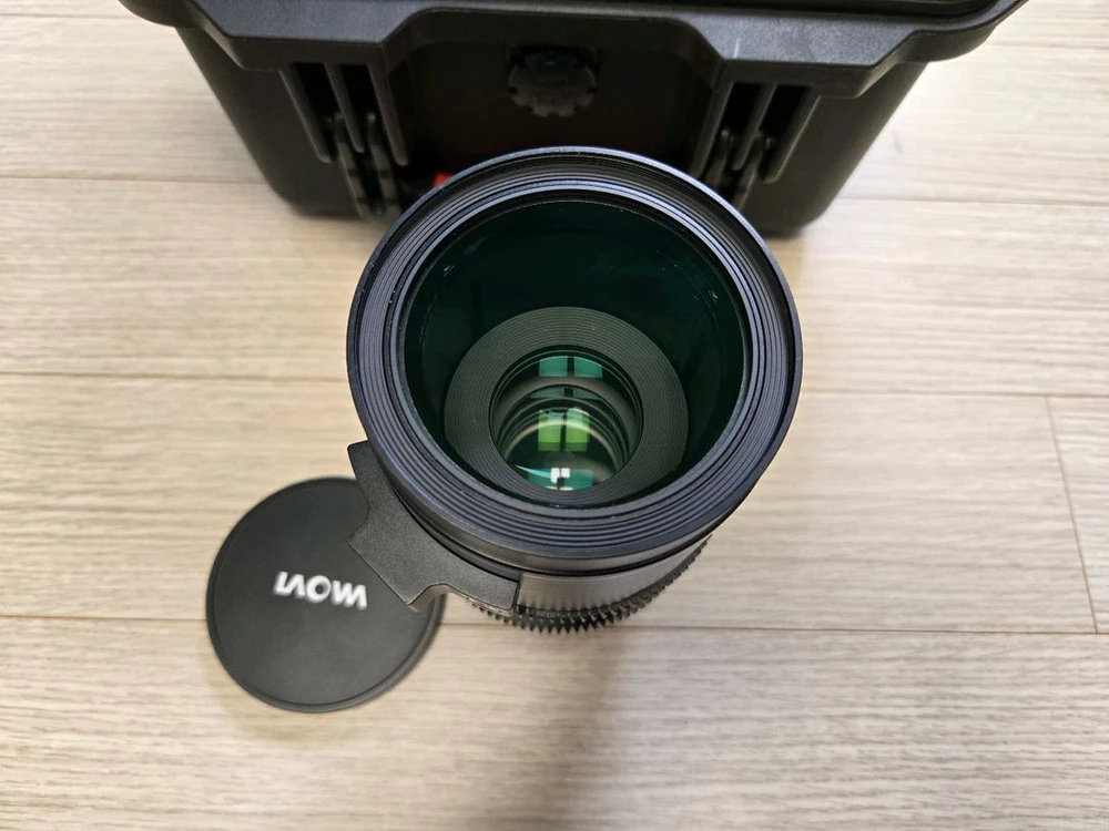 라오와 100mm t2.9 macro cine 시네렌즈 캐논 rf마운트 렌즈 판매합니다 이미지