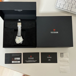 튜더 블랙베이 원 36mm 앤트라사이트 시계 풀박스 M79640-0001 이미지