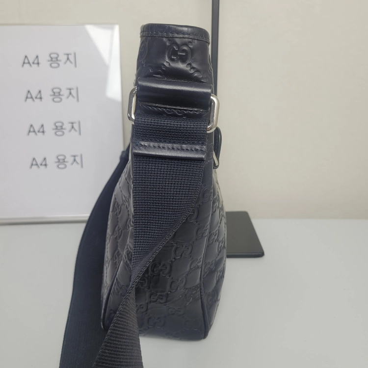 구찌 322080 마이크로시마 메신저백 (누나명품중고) 이미지
