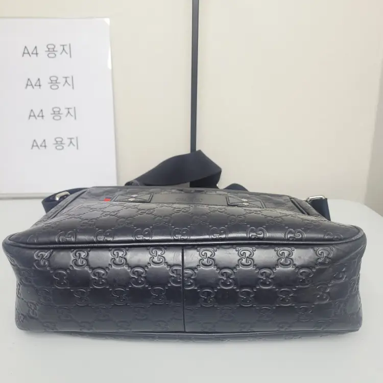 구찌 322080 마이크로시마 메신저백 (누나명품중고) 이미지