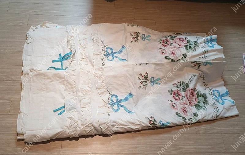 아망떼 커텐 광목 캉캉 꽃무늬 프릴 커튼 루이지 커튼 이미지