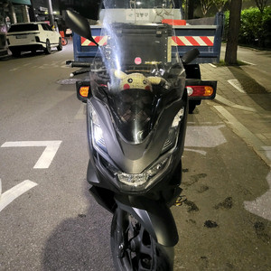 125cc 스쿠터 이미지