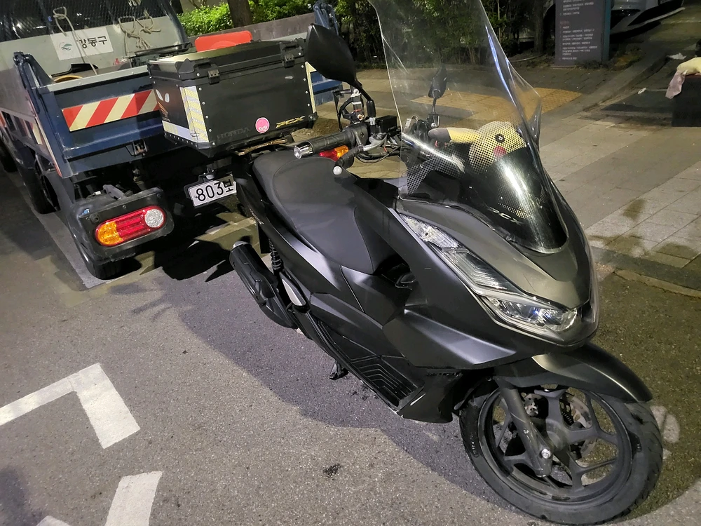 125cc 스쿠터 이미지