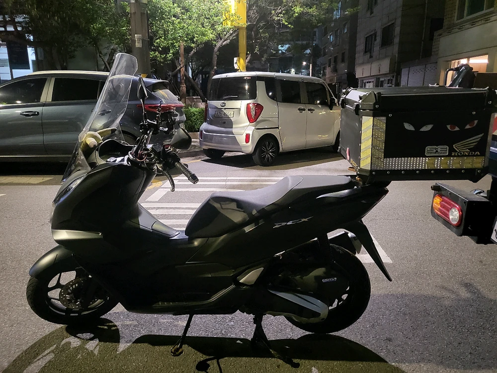 125cc 스쿠터 이미지