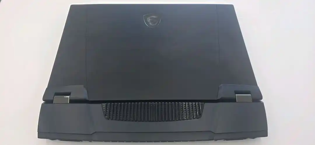 msi titan gt77 hx13v 4090그래픽 UHD 게이밍노트북(풀박스) 이미지