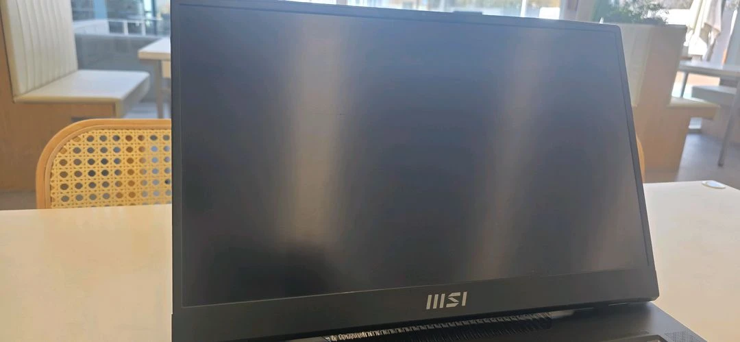 msi titan gt77 hx13v 4090그래픽 UHD 게이밍노트북(풀박스) 이미지