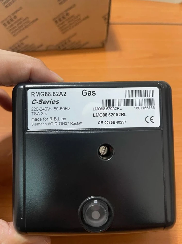 RMG88.62A2 C-Series 가스 조절기 이미지